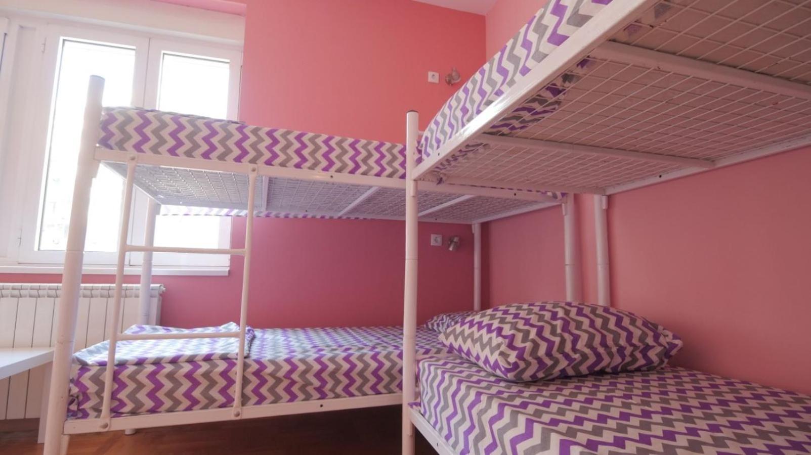 Stella Di Notte Vip Hostel Belgrado Buitenkant foto
