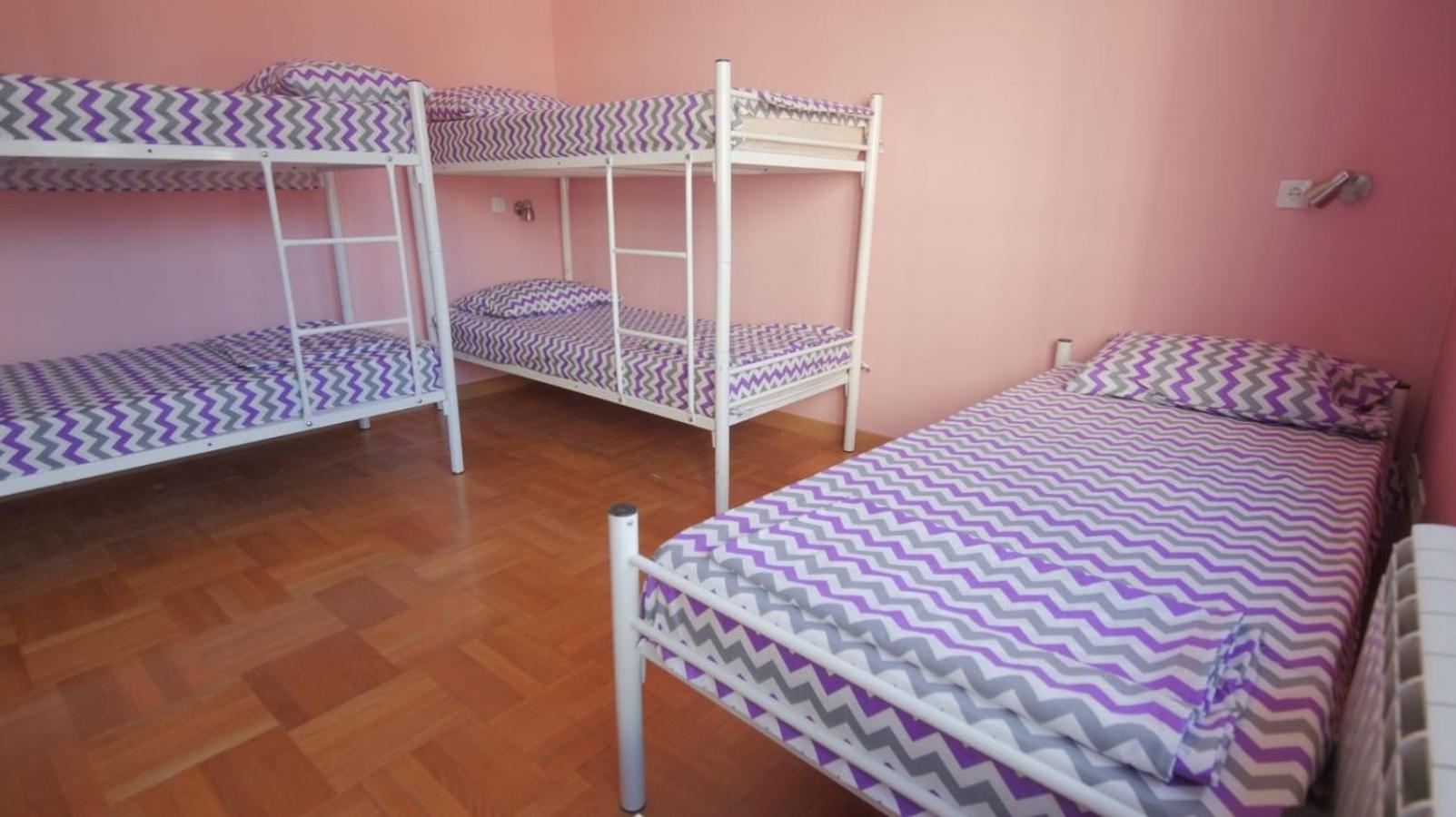 Stella Di Notte Vip Hostel Belgrado Buitenkant foto